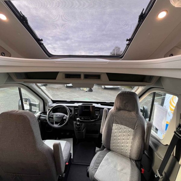 Champion Caravanes et Camping Car BENIMAR TESSORO 483 Benimar