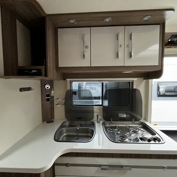 Champion Caravanes et Camping Car ELEGANCE 490 SA La Mancelle