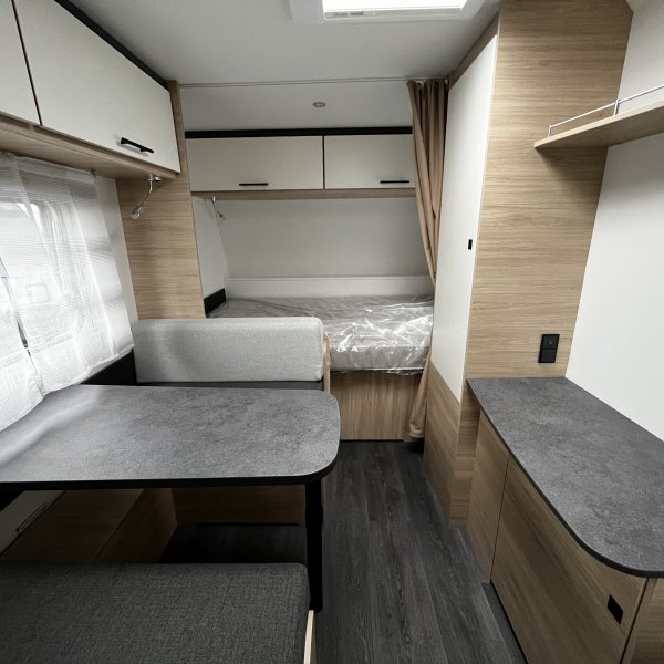 Champion Caravanes et Camping Car ALBA 400 Caravelair