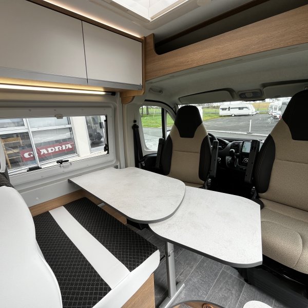 Champion Caravanes et Camping Car 60 T Giottiline