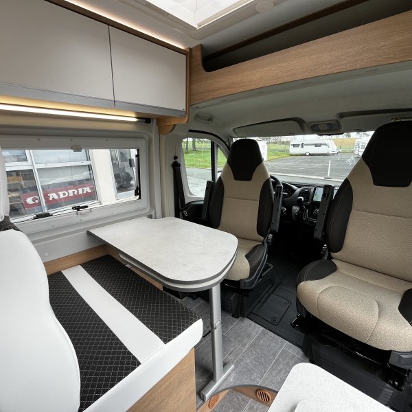 Champion Caravanes et Camping Car 60 T Giottiline