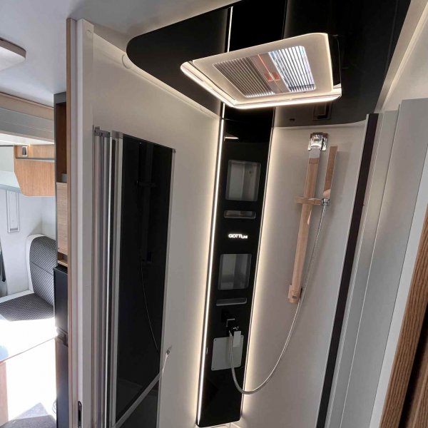 Champion Caravanes et Camping Car GIOTTILINE TOSCAN 74 NF Giottiline