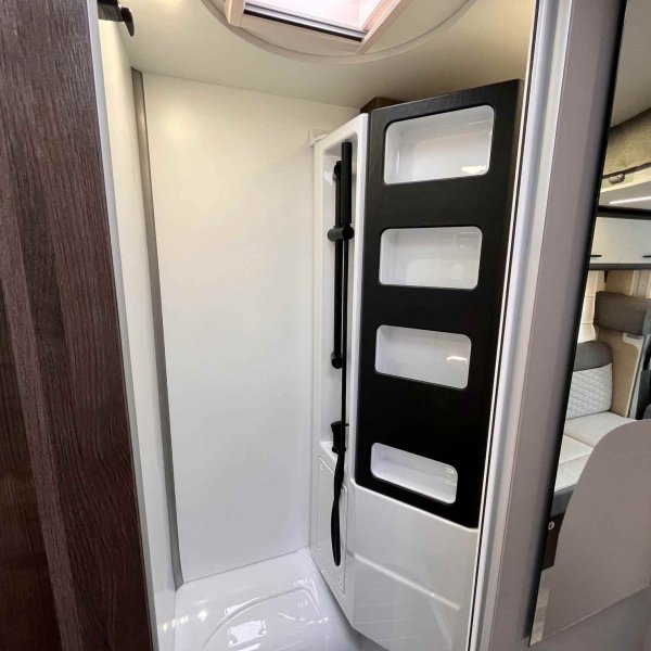 Champion Caravanes et Camping Car TESSORO 425 Benimar