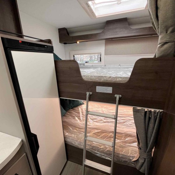 Champion Caravanes et Camping Car TESSORO 425 Benimar