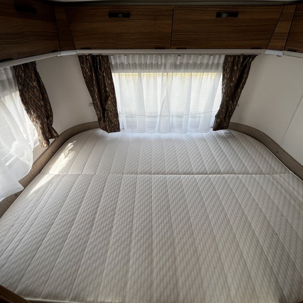 Champion Caravanes et Camping Car TOURING 310 FAMILIA LEGEND EDITION Eriba