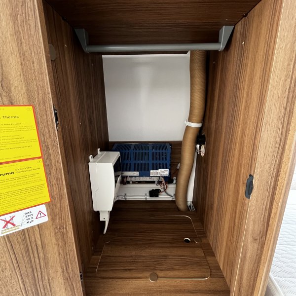 Champion Caravanes et Camping Car TOURING 310 FAMILIA LEGEND EDITION Eriba