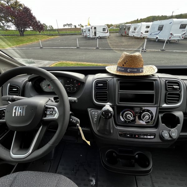 Champion Caravanes et Camping Car R602A Randger