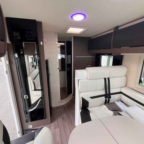 Champion Caravanes et Camping Car CHAUSSON 6010 EXALTIS Chausson