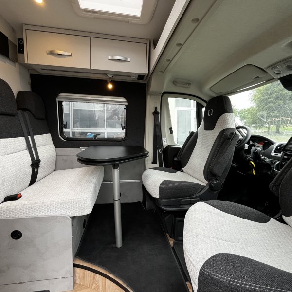 Champion Caravanes et Camping Car FULL 600 Cross Camp