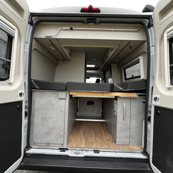 Champion Caravanes et Camping Car FULL 600 Cross Camp