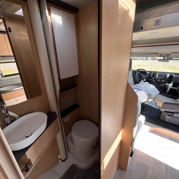 Champion Caravanes et Camping Car GIOTTI LINE COMPACT CX66 Giottiline