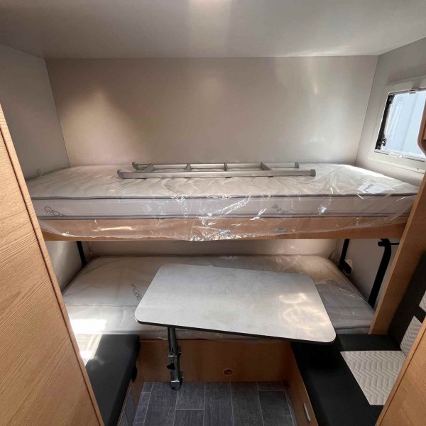 Champion Caravanes et Camping Car GIOTTI LINE SIENA 396 Giottiline