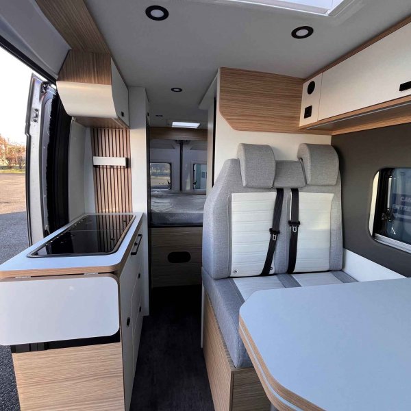 Champion Caravanes et Camping Car V600G - EVIDENCE Pilote