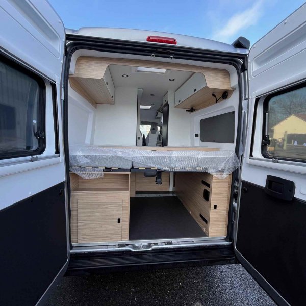 Champion Caravanes et Camping Car V600G - EVIDENCE Pilote