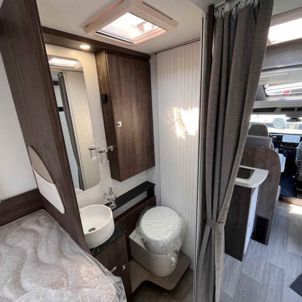 Champion Caravanes et Camping Car TESSORO 463 UP Benimar