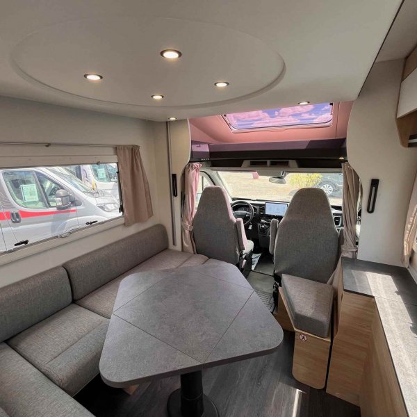 Champion Caravanes et Camping Car 240 BREAK EDITION Challenger