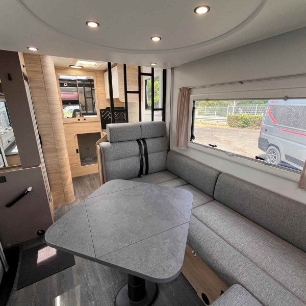 Champion Caravanes et Camping Car 240 BREAK EDITION Challenger